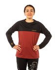 Camiseta Dominion para mujer